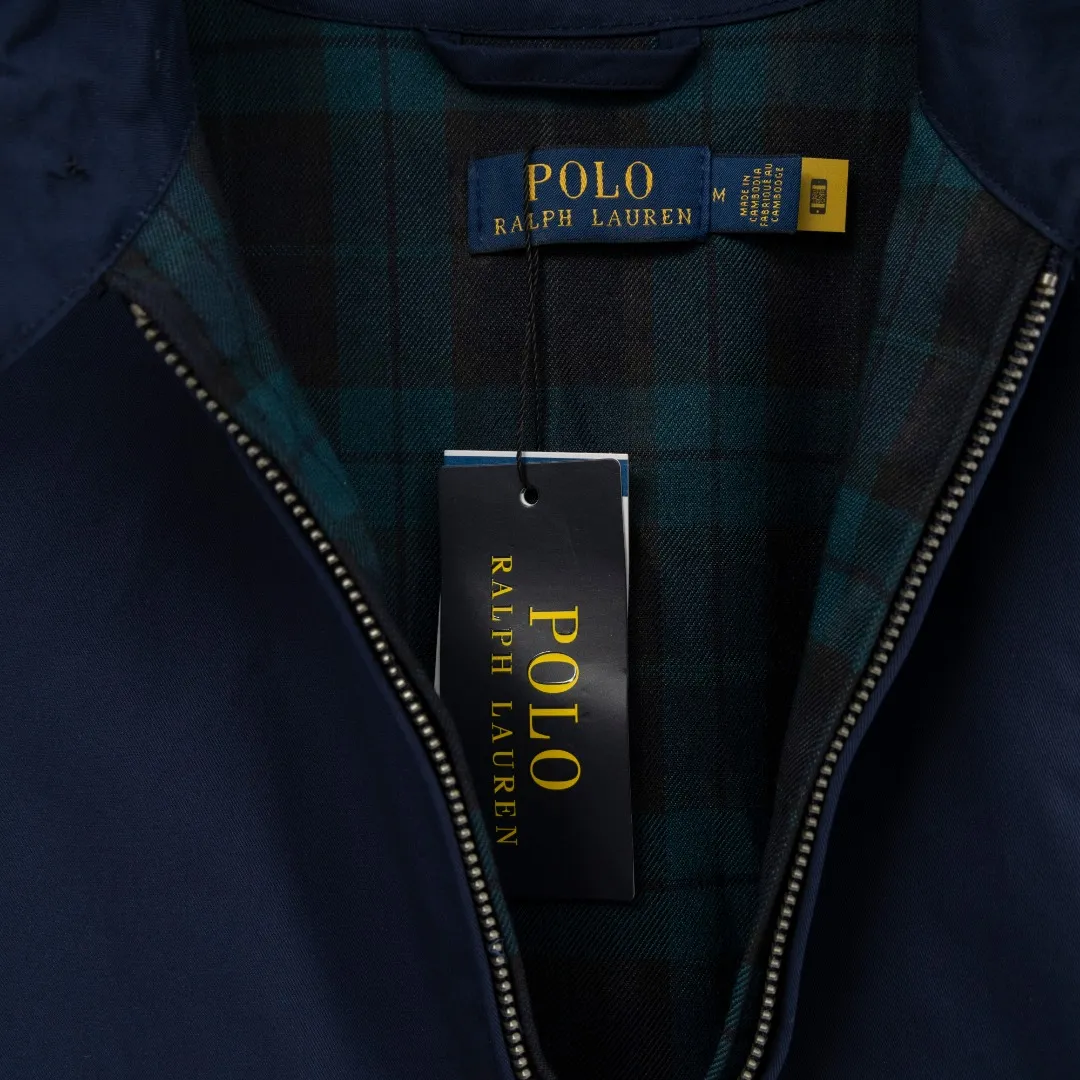 P440 top version (different currencies) You can scan the QR code to enter the official website. Style: Ralph Lauren POLO Ralph Lauren original molded small label embroidered Harrington jacket. Color: Picture color. Size: S-XL. Fabric: Woven. Accessories: Full set of customized accessories. No gender distinction. Same style for men and women.